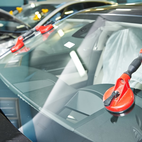 Auto glass service to contact when windshield is damaged 